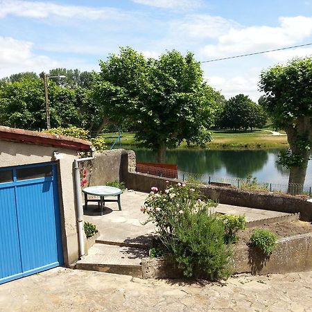 Le Gite Du Port Saint-Pierre-de-Boeuf Værelse billede